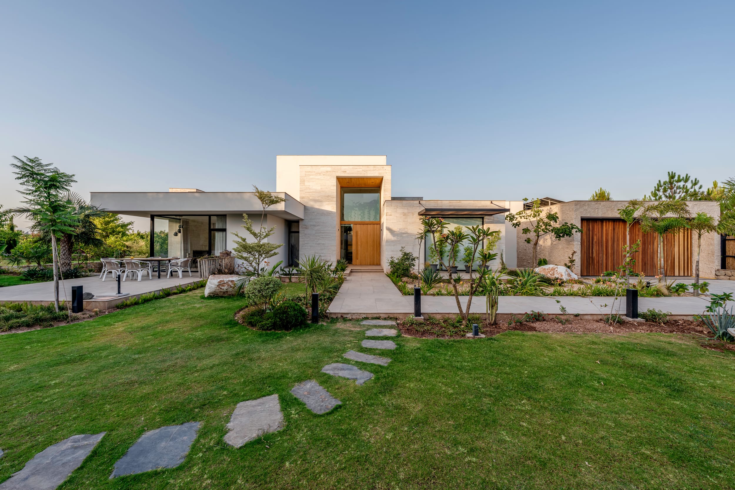 Ghayyoor Obaid Architects