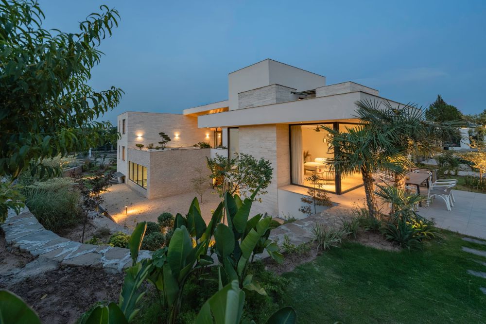 Waqar Azim Residence